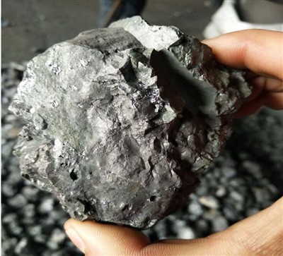 Silisium slaggkule